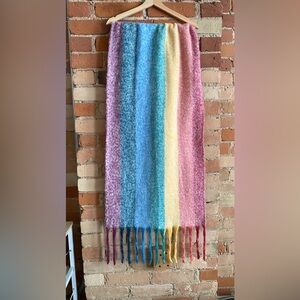 Rainbow stripe scarf